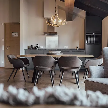 Alpenparks & Arlberg Warth Mit Pool Hotel