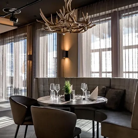 Alpenparks Hotel&apartment Arlberg Warth Mit Pool 4*