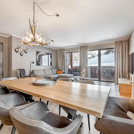 Alpenparks & Arlberg Warth Mit Pool Hotel