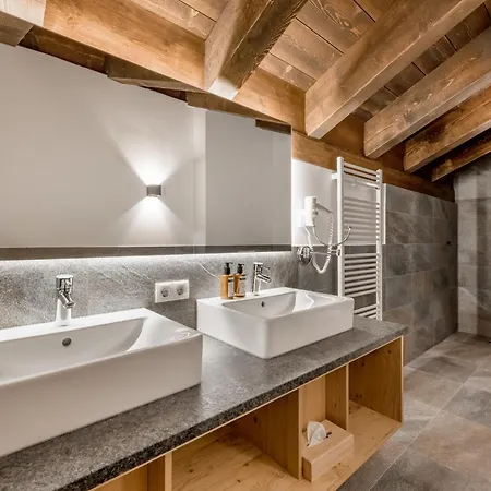 Hotel Alpenparks Hotel&apartment Arlberg Warth Mit Pool