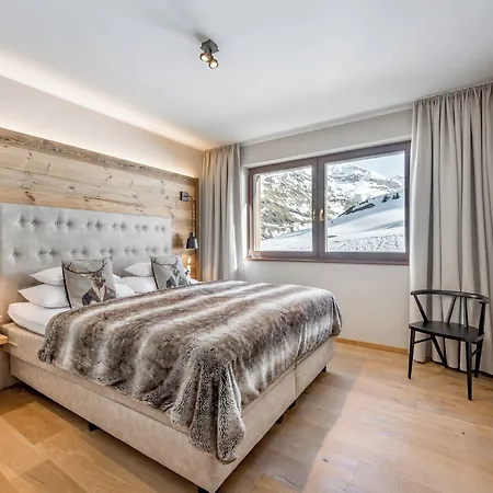 Alpenparks Hotel&apartment Arlberg Warth Mit Pool Hotel 4*